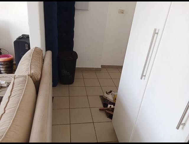 1 BEDROOM PROPERTY TO RENT IN POINT